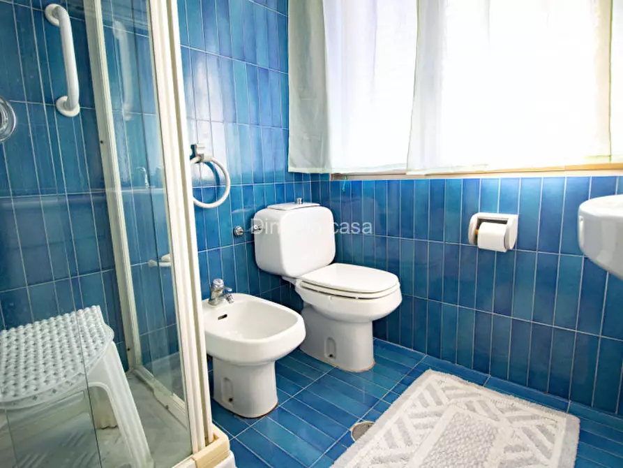 Immagine 25 di Casa indipendente in vendita  a Prato