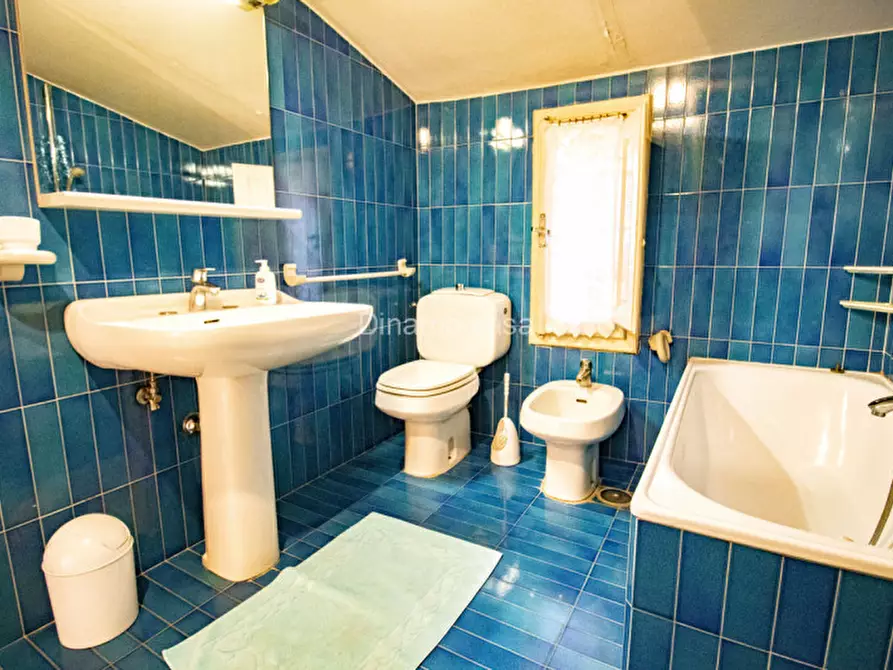 Immagine 40 di Casa indipendente in vendita  a Prato