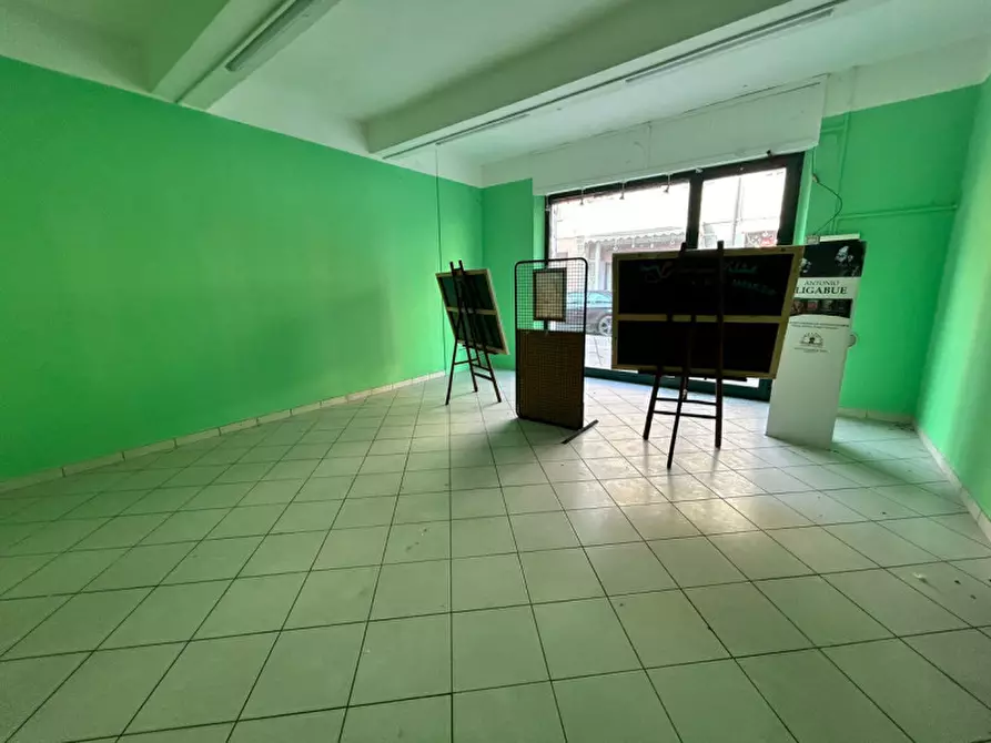 Immagine 1 di Negozio in vendita  in Via Vittorio Emanuele Secondo a Gualtieri