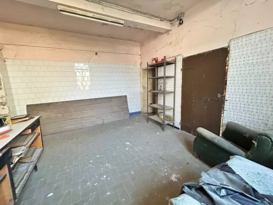 Immagine 4 di Negozio in vendita  in Via Vittorio Emanuele Secondo a Gualtieri
