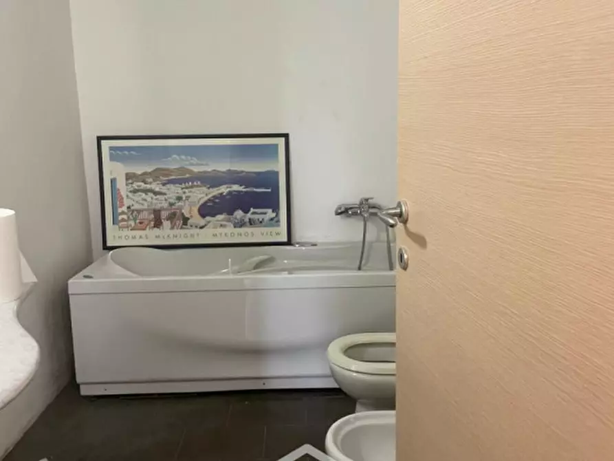 Immagine 42 di Attività commerciale in vendita  in Via Antonio Rosario Miglietta,50 a Cavallino