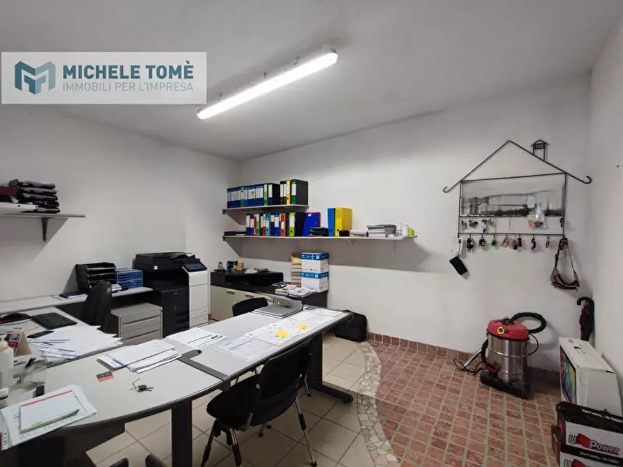 Immagine 5 di Capannone industriale in affitto  in Via Adige a Brentino Belluno