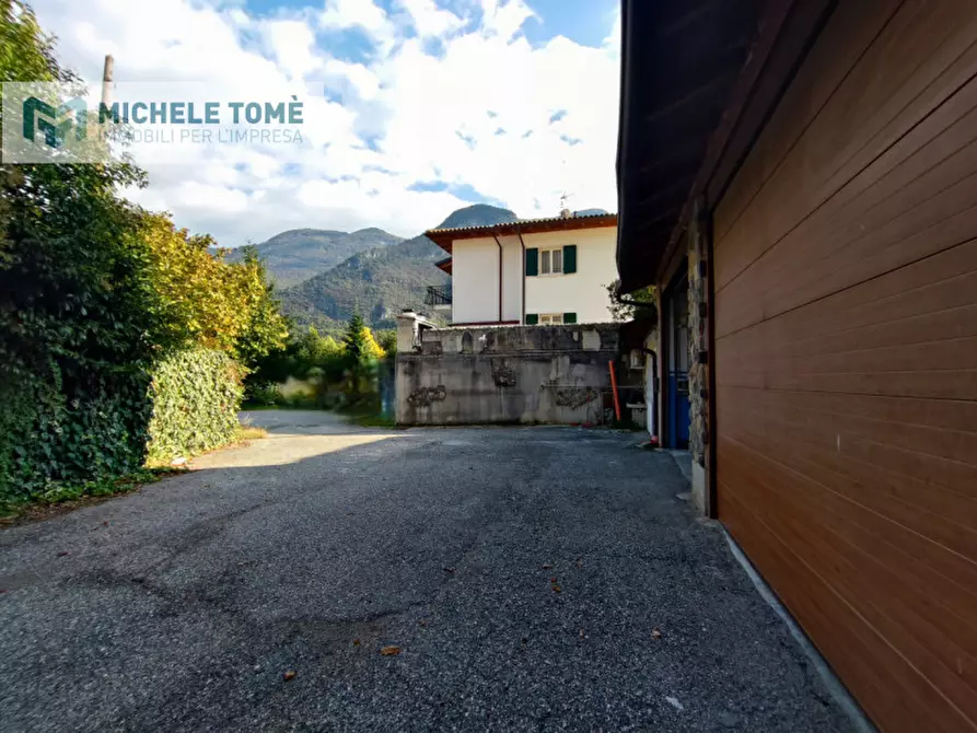 Immagine 13 di Capannone industriale in affitto  in Via Adige a Brentino Belluno