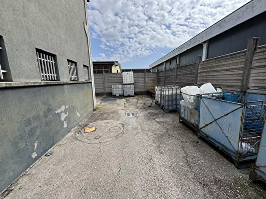 Immagine 6 di Capannone industriale in vendita  in Via Meucci 24 a San Martino Buon Albergo