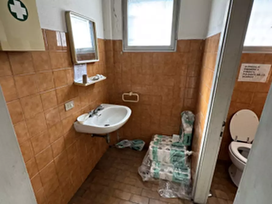 Immagine 11 di Capannone industriale in vendita  in Via Meucci 24 a San Martino Buon Albergo