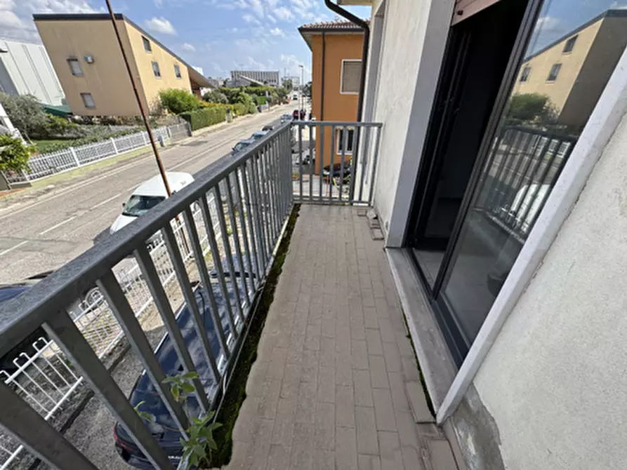 Immagine 26 di Capannone industriale in vendita  in Via Meucci 24 a San Martino Buon Albergo