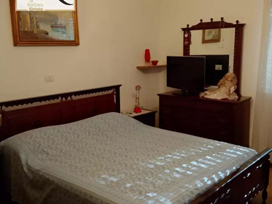 Immagine 10 di Casa bifamiliare in vendita  a Lendinara