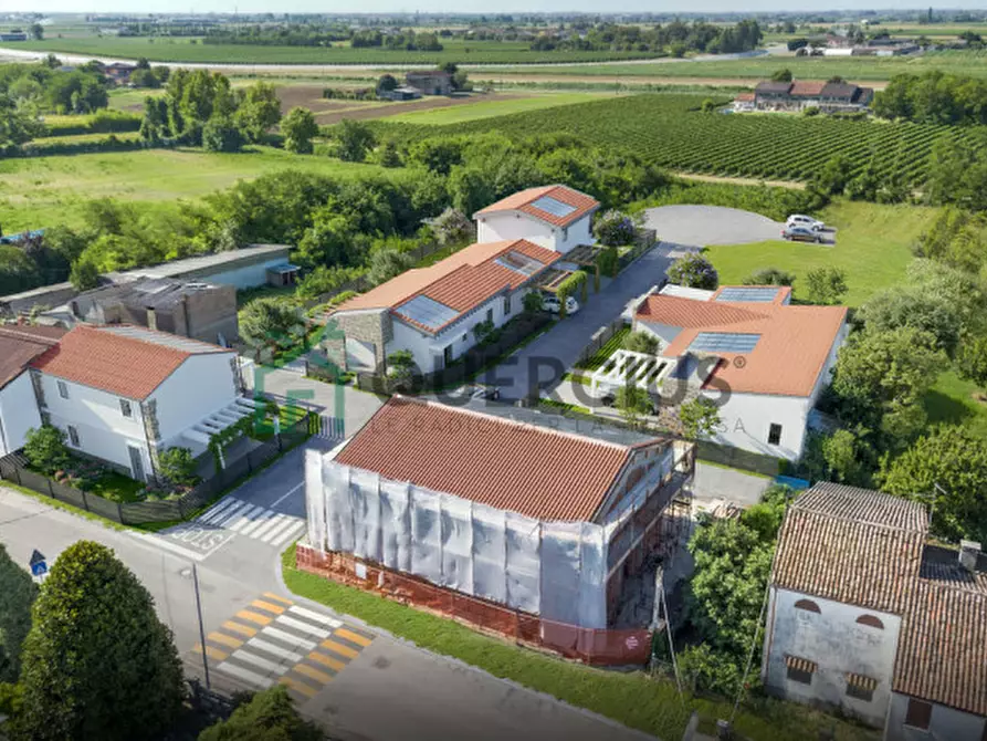 Immagine 1 di Villetta a schiera in vendita  in Via Casetta a Veronella