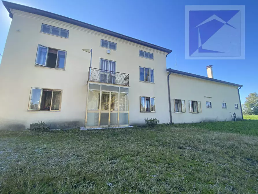 Immagine 6 di Casa indipendente in vendita  a Santa Giustina In Colle