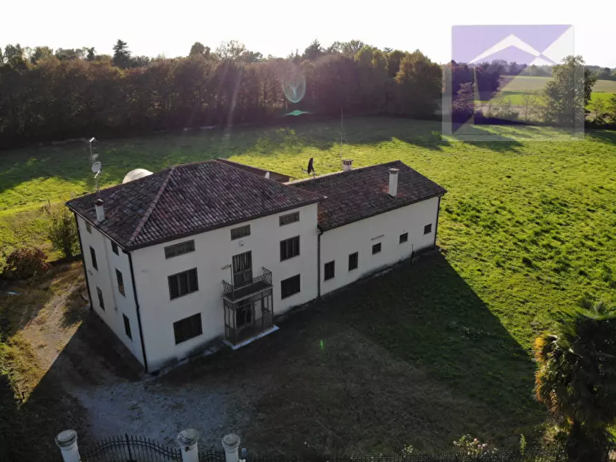 Immagine 8 di Casa indipendente in vendita  a Santa Giustina In Colle