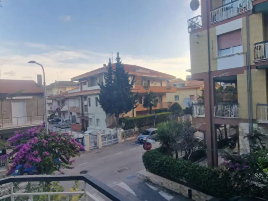 Immagine 13 di Appartamento in affitto  in via Nera a Montesilvano