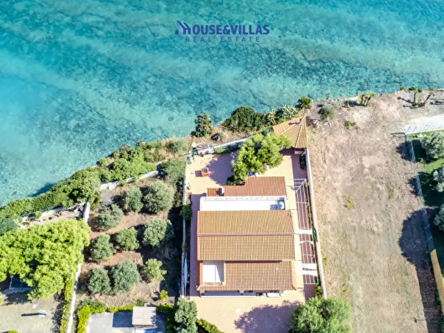 Immagine 6 di Villa in vendita  in Via Gallina a Avola