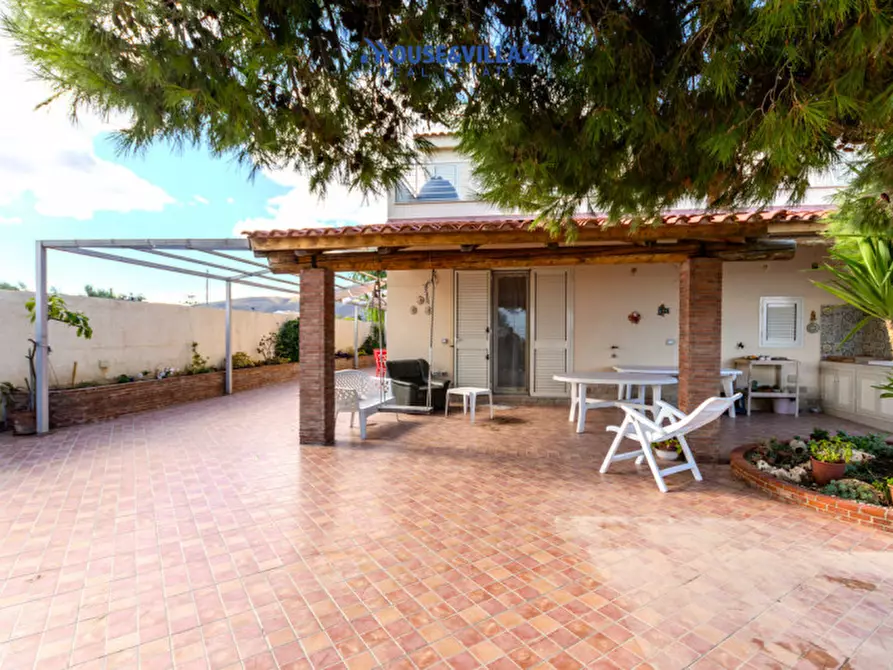 Immagine 18 di Villa in vendita  in Via Gallina a Avola