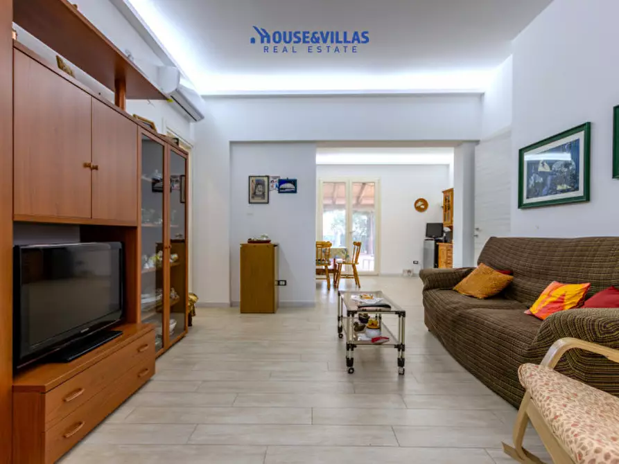 Immagine 28 di Villa in vendita  in Via Gallina a Avola