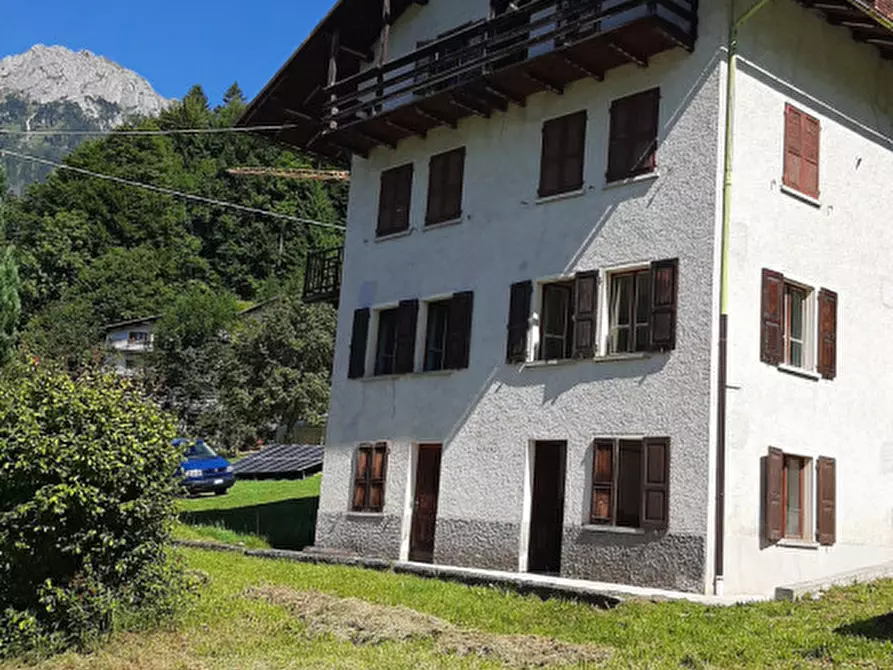 Immagine 3 di Appartamento in vendita  in Frazione Andrich a Vallada Agordina