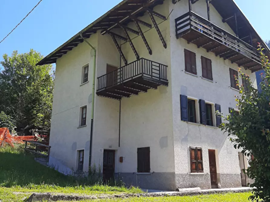 Immagine 4 di Appartamento in vendita  in Frazione Andrich a Vallada Agordina