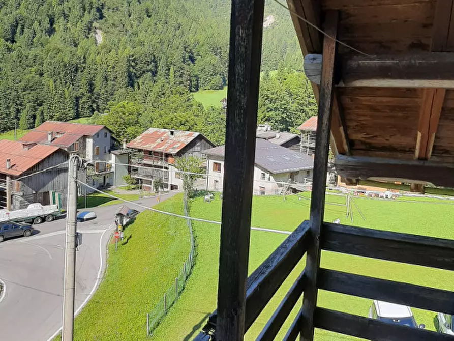 Immagine 26 di Appartamento in vendita  in Frazione Andrich a Vallada Agordina