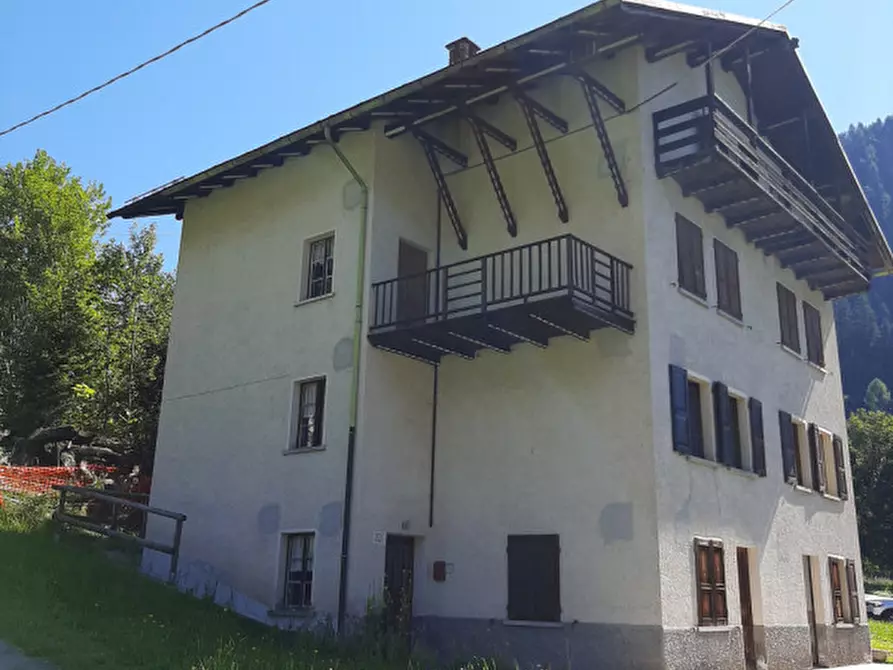 Immagine 40 di Appartamento in vendita  in Frazione Andrich a Vallada Agordina