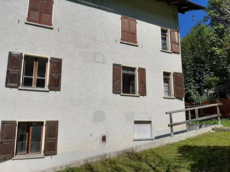 Immagine 46 di Appartamento in vendita  in Frazione Andrich a Vallada Agordina