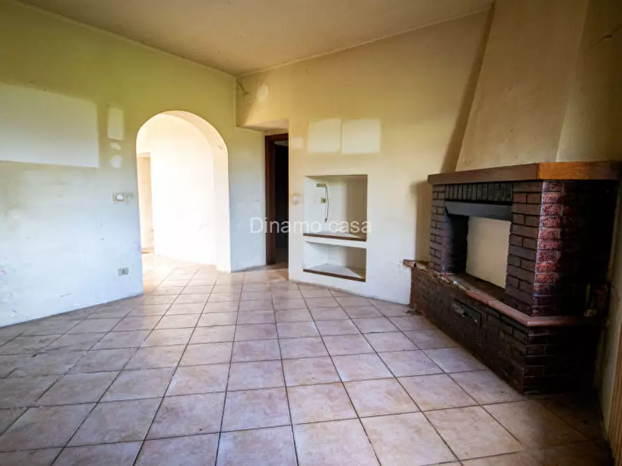 Immagine 8 di Appartamento in vendita  a Prato