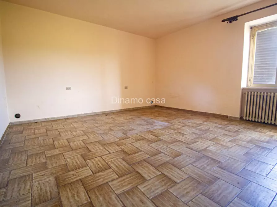 Immagine 11 di Appartamento in vendita  a Prato