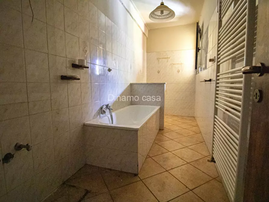 Immagine 15 di Appartamento in vendita  a Prato