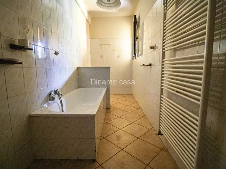 Immagine 16 di Appartamento in vendita  a Prato