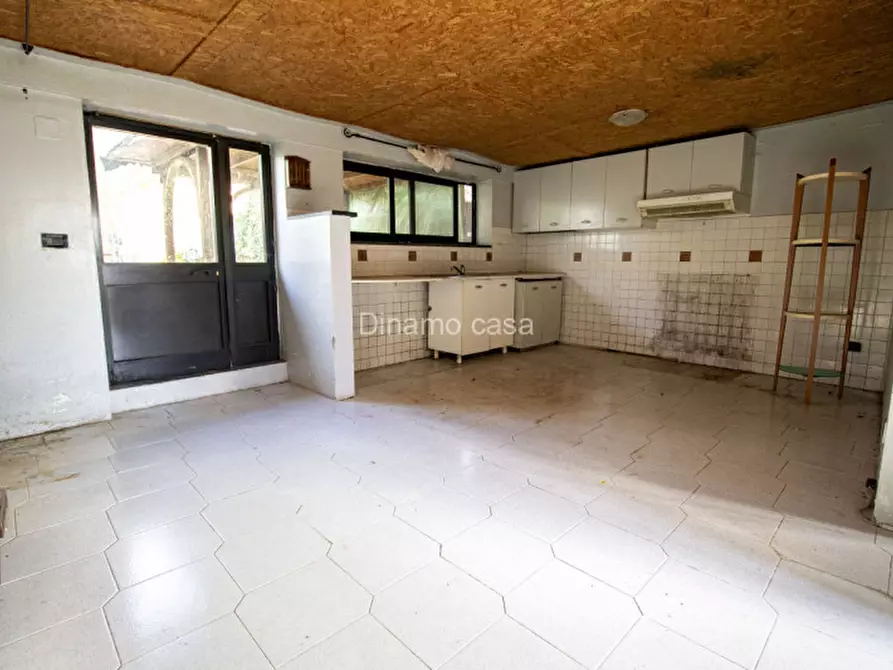 Immagine 18 di Appartamento in vendita  a Prato