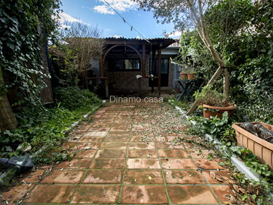 Immagine 20 di Appartamento in vendita  a Prato