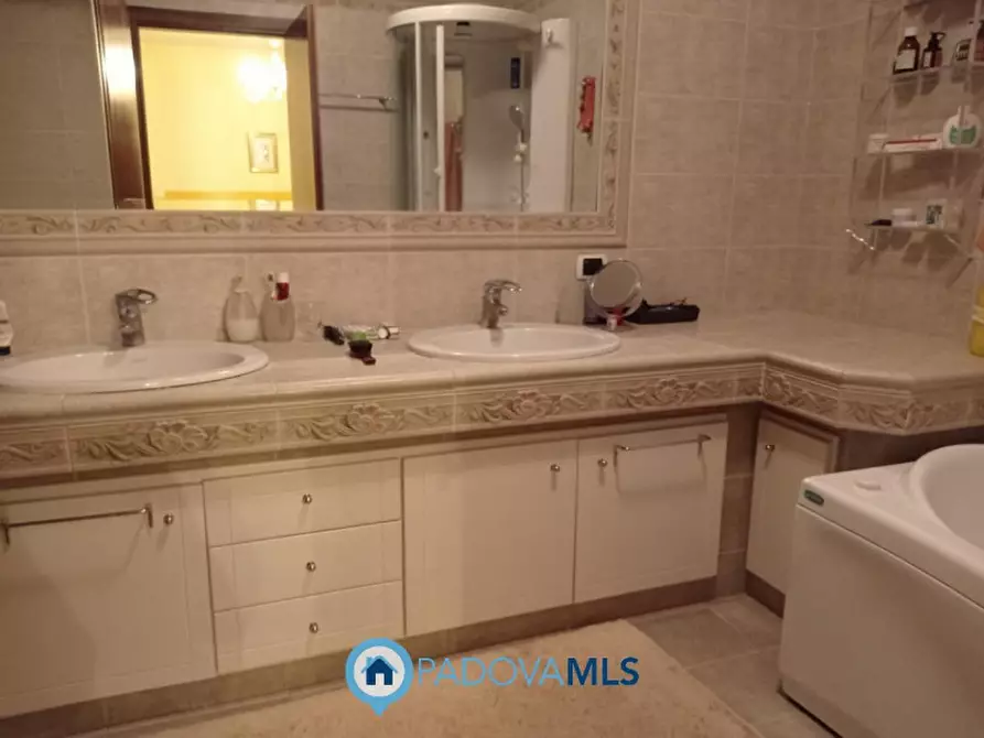 Immagine 8 di Villa in vendita  in Via Alcide de Gasperi a Noventa Padovana