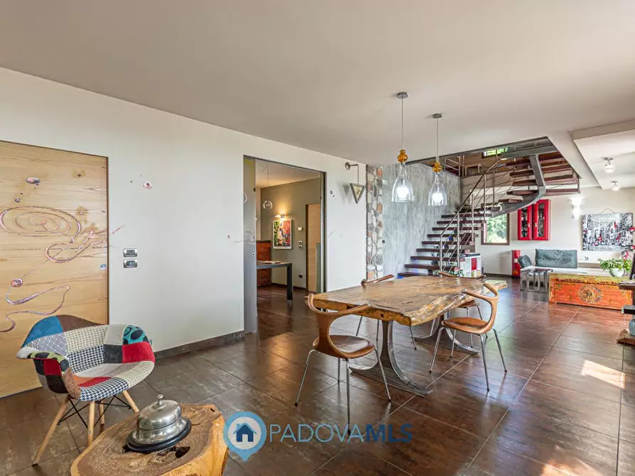 Immagine 7 di Villa in vendita  in Via Fontanelle, a Arqua' Petrarca