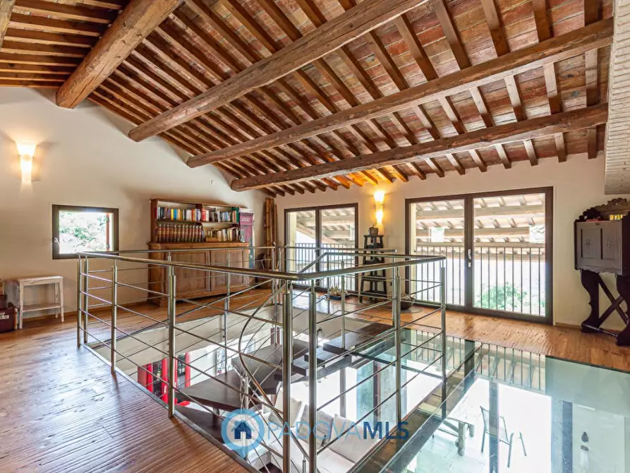 Immagine 13 di Villa in vendita  in Via Fontanelle, a Arqua' Petrarca