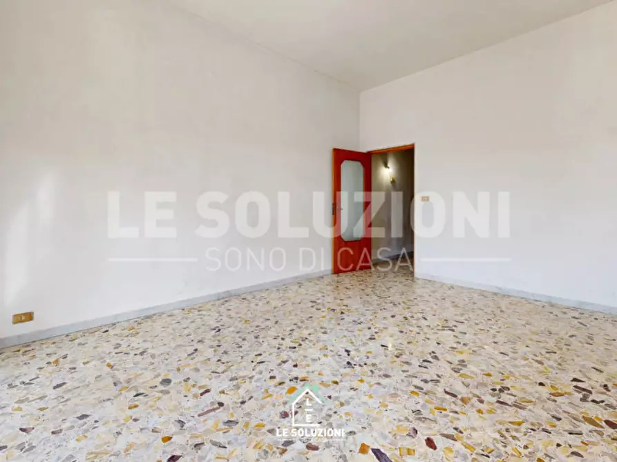 Immagine 13 di Appartamento in vendita  in Via IV Novembre 11 a Putignano