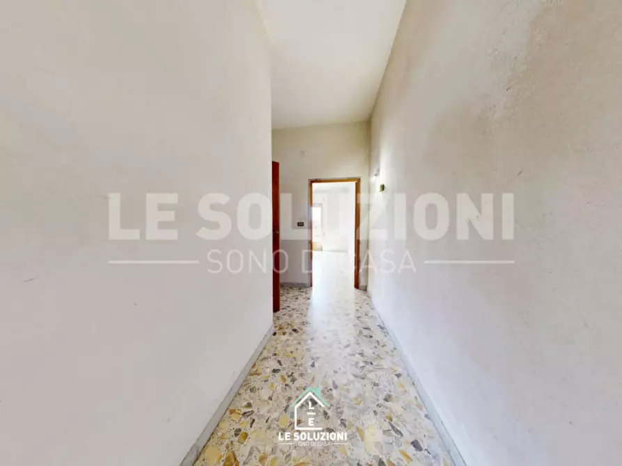 Immagine 14 di Appartamento in vendita  in Via IV Novembre 11 a Putignano