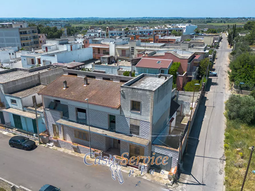 Immagine 5 di Appartamento in vendita  in Via Luigi Pirandello a Casarano