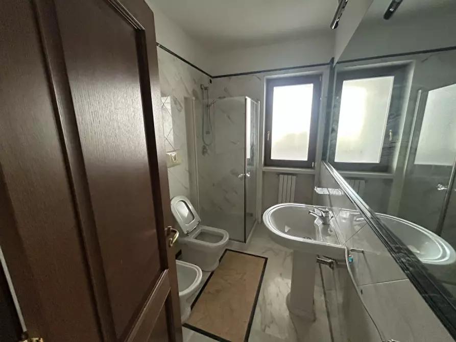 Immagine 19 di Appartamento in affitto  in via niccolò foscarini 7 a Lecce