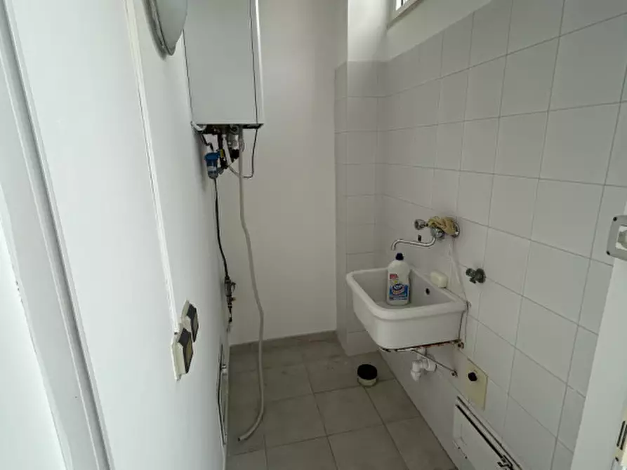 Immagine 35 di Appartamento in affitto  in via niccolò foscarini 7 a Lecce