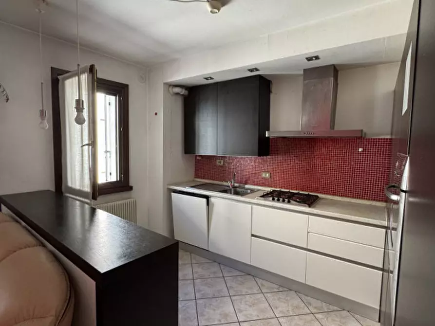 Immagine 3 di Appartamento in vendita  in Piazza della Vittoria a Cordenons