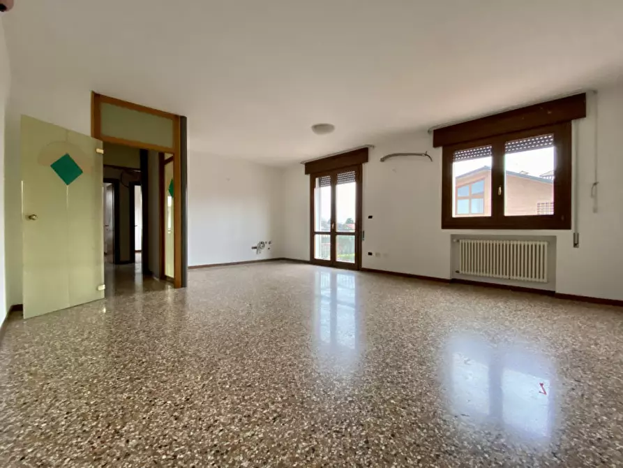 Immagine 2 di Appartamento in vendita  in Via Marosticana, 2C a Bolzano Vicentino