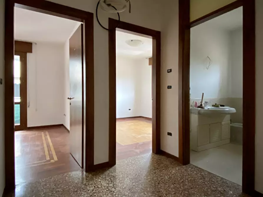 Immagine 12 di Appartamento in vendita  in Via Marosticana, 2C a Bolzano Vicentino