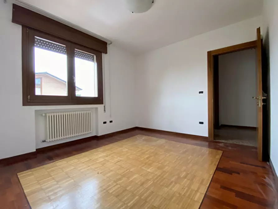 Immagine 15 di Appartamento in vendita  in Via Marosticana, 2C a Bolzano Vicentino