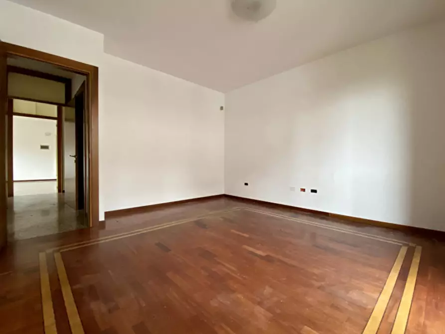 Immagine 18 di Appartamento in vendita  in Via Marosticana, 2C a Bolzano Vicentino