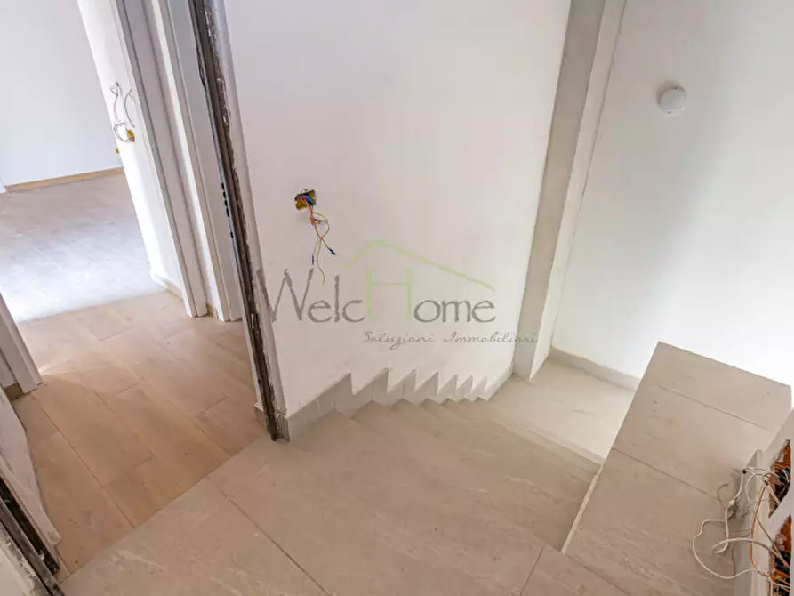 Immagine 3 di Appartamento in vendita  in Via Varesina a Como