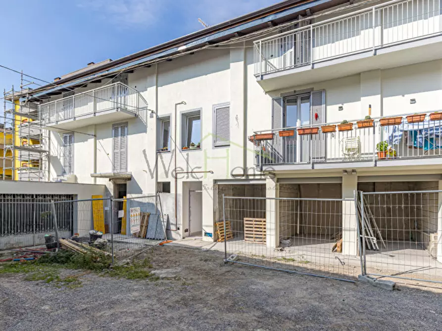 Immagine 12 di Appartamento in vendita  in Via Varesina a Como