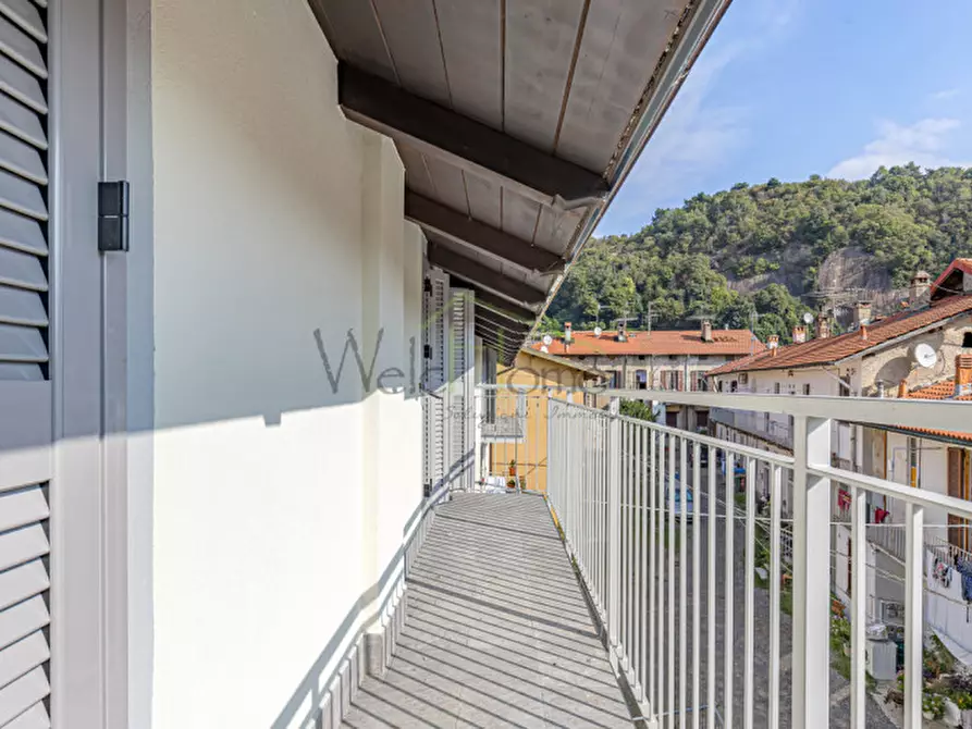 Immagine 16 di Appartamento in vendita  in Via Varesina a Como