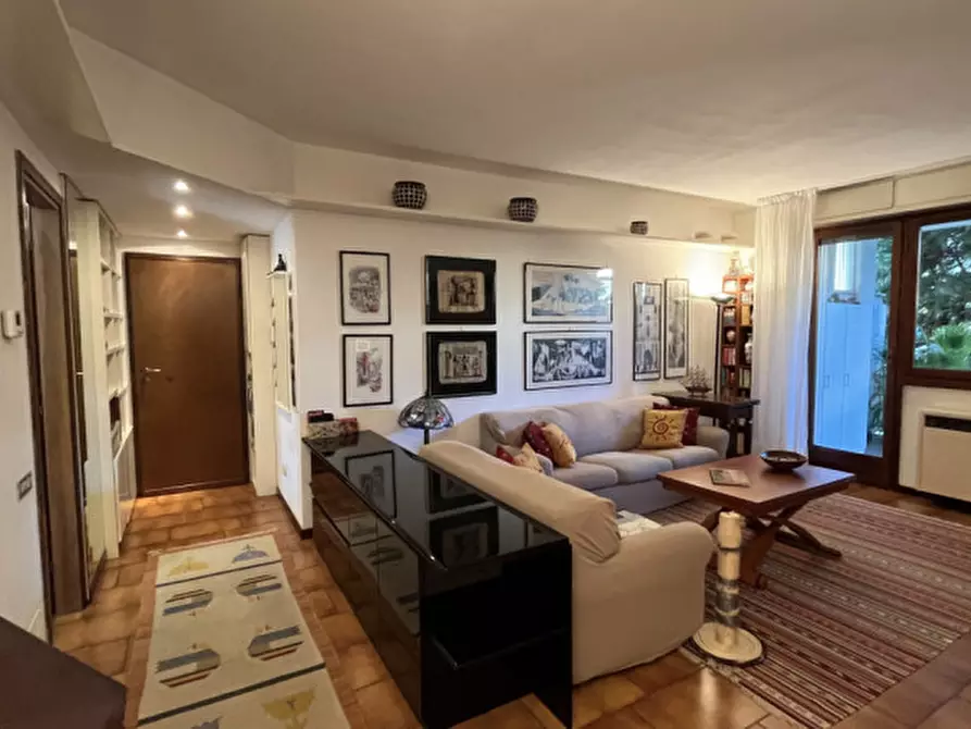 Immagine 7 di Appartamento in vendita  in Via Morandi a Buccinasco