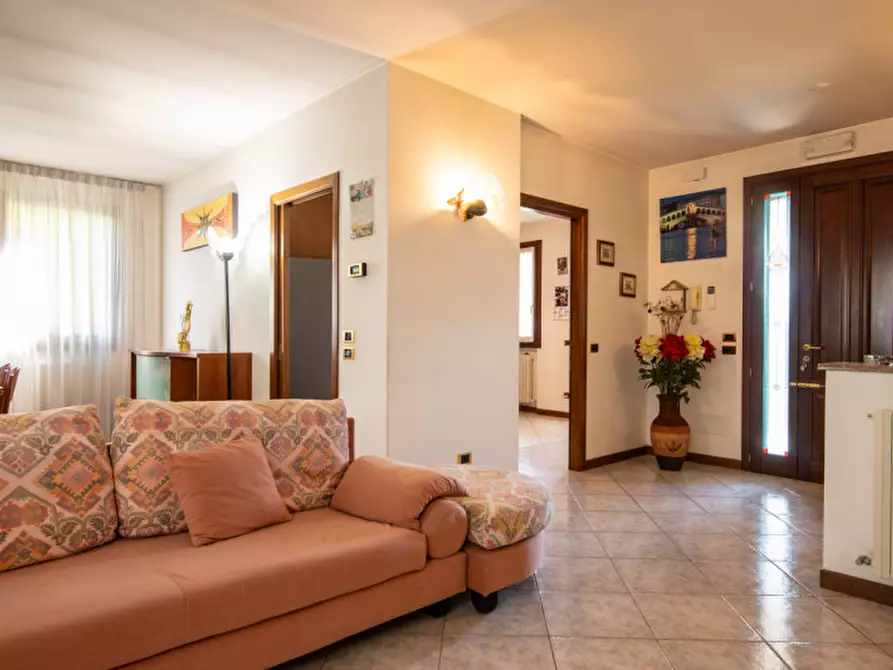 Immagine 2 di Casa indipendente in vendita  in Via Busiago 40 a Campo San Martino