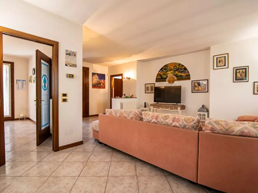 Immagine 5 di Casa indipendente in vendita  in Via Busiago 40 a Campo San Martino