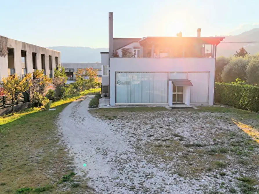 Immagine 1 di Laboratorio in vendita  in Malo Vi Vicenza 116 a Malo