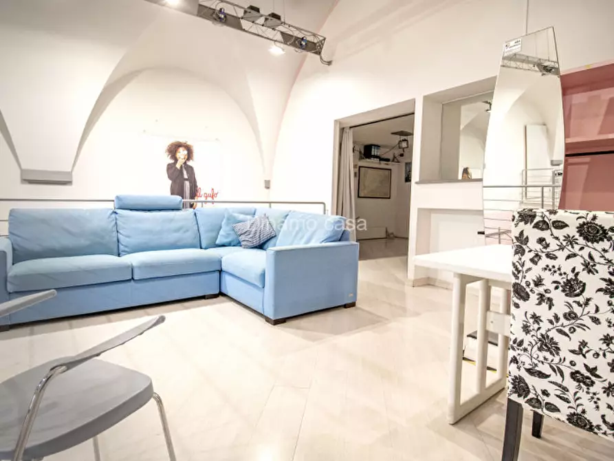 Immagine 5 di Negozio in vendita  in Piazza San Francesco a Prato